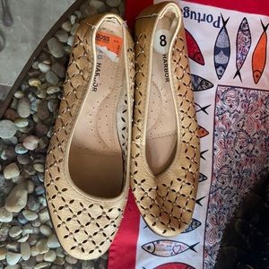 Sag Harbor gold flats Size 8